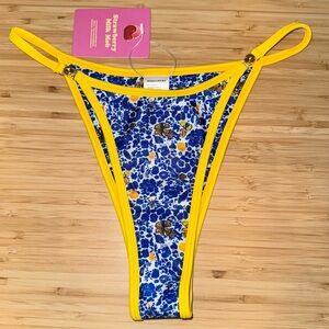 Strawberry Milk Mob Ophelia Bottom (S)